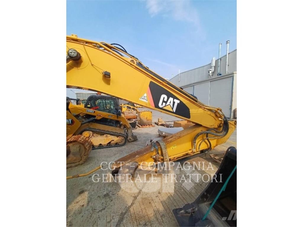 CAT 323E Escavatori cingolati