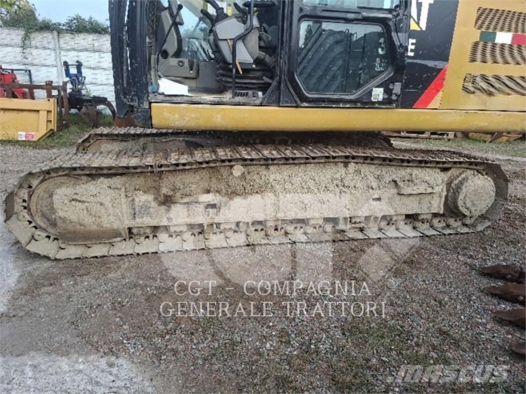 CAT 323E Paletli ekskavatörler