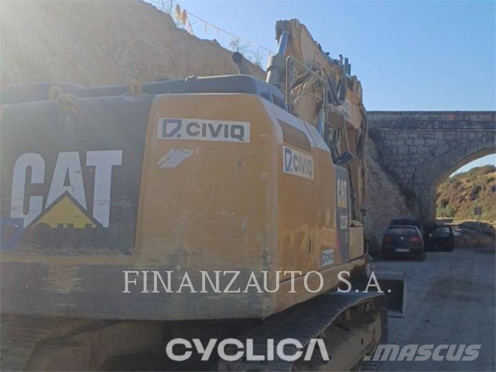 CAT 323F Kāpurķēžu ekskavatori