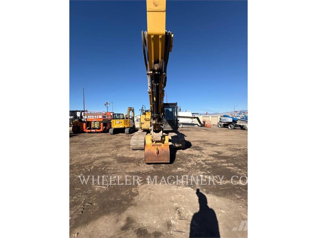 CAT 323F L CF Pelle sur chenilles