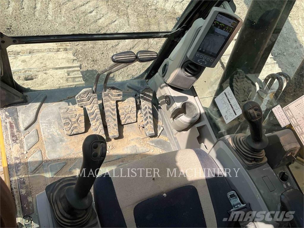 CAT 323FL Q Raupenbagger