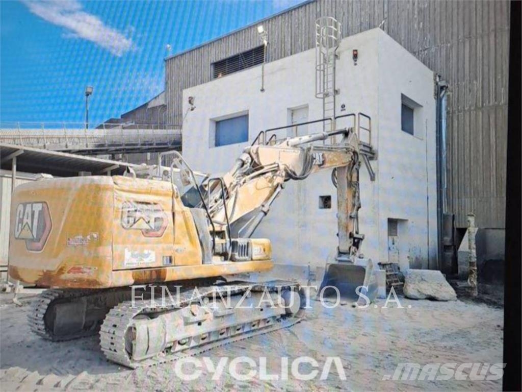 CAT 323L 履带挖掘机