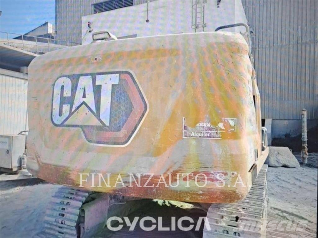 CAT 323L 履带挖掘机