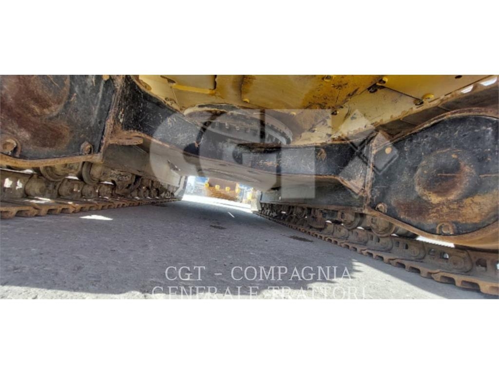 CAT 323LN Гусеничные экскаваторы