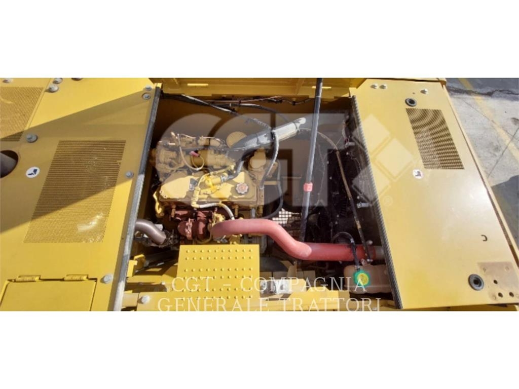 CAT 323LN Гусеничные экскаваторы