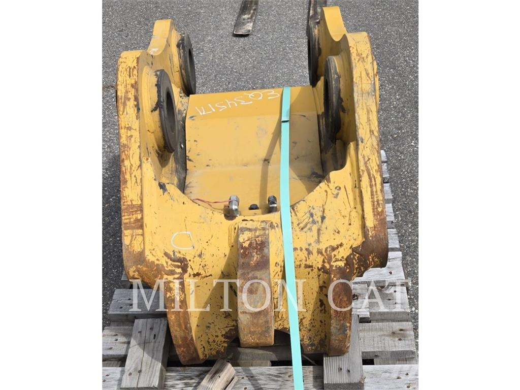 CAT 324-335 COUPLER, CB TO DB LINKAGE Conectores rápidos