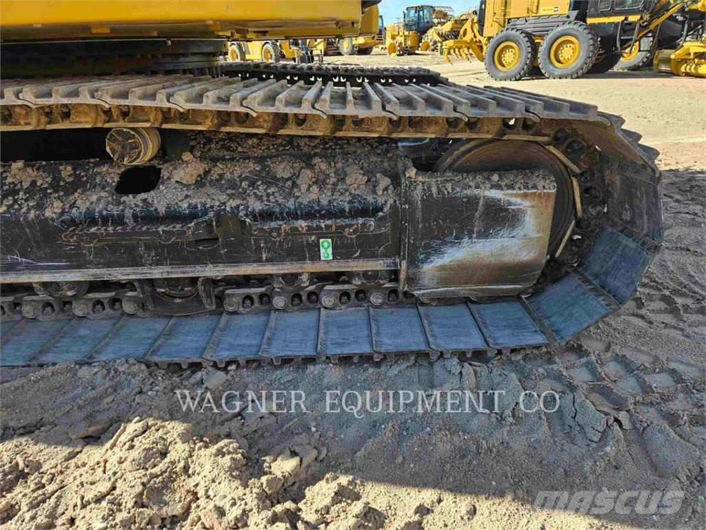 CAT 325 Pásové rýpadlá