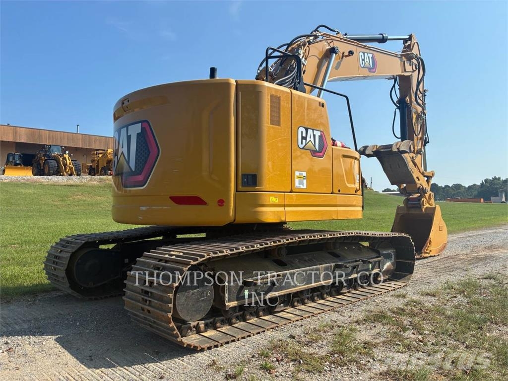 CAT 325 Gravemaskiner på larvebånd