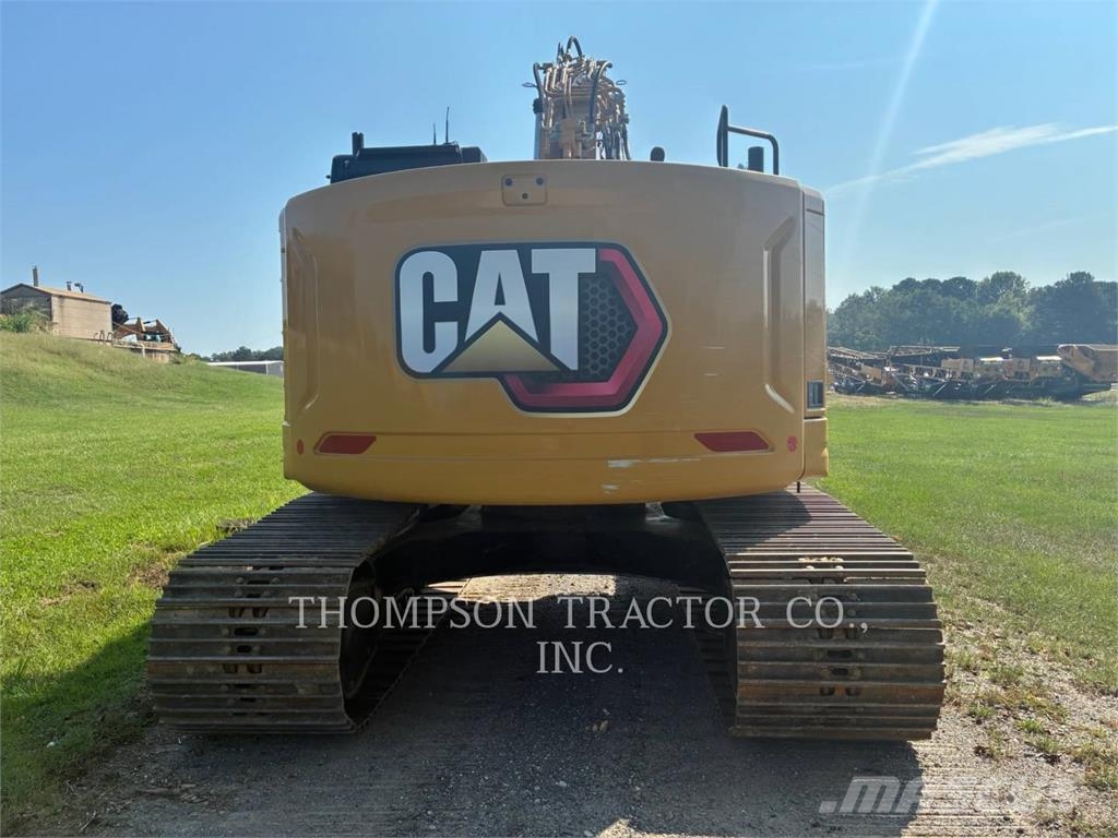 CAT 325 Gravemaskiner på larvebånd