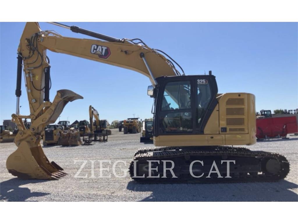 CAT 325 Lánctalpas kotrók
