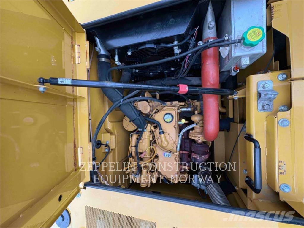 CAT 325-07 Pásová rýpadla