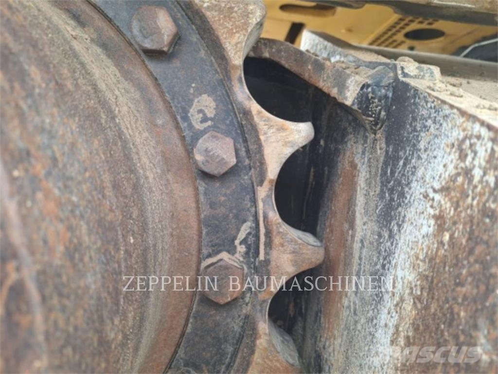 CAT 325-07A Koparki gąsienicowe
