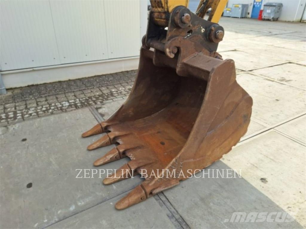 CAT 325-07A Koparki gąsienicowe
