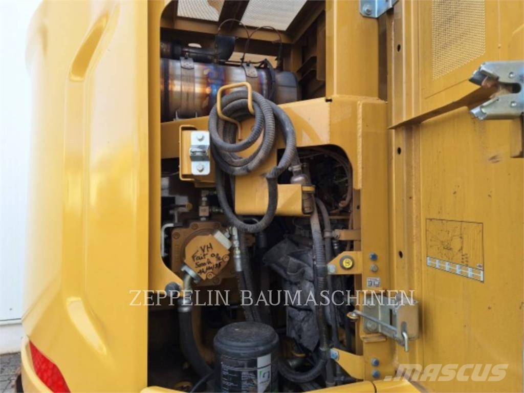 CAT 325-07A Koparki gąsienicowe