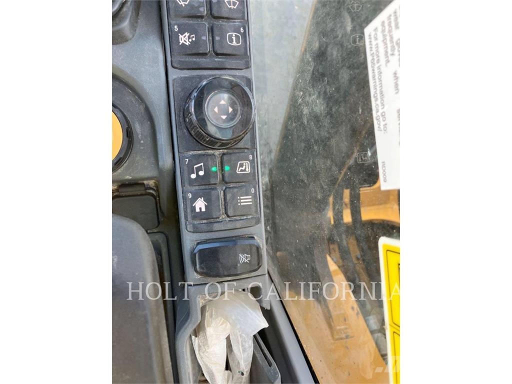 CAT 325 2D Gravemaskiner på larvebånd