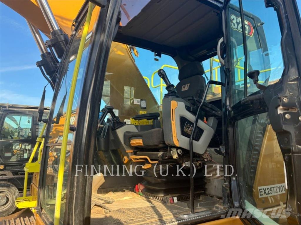 CAT 325 2D Bageri gusjeničari