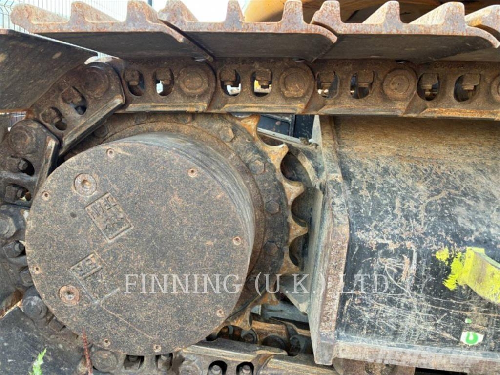 CAT 325 2D Bageri gusjeničari