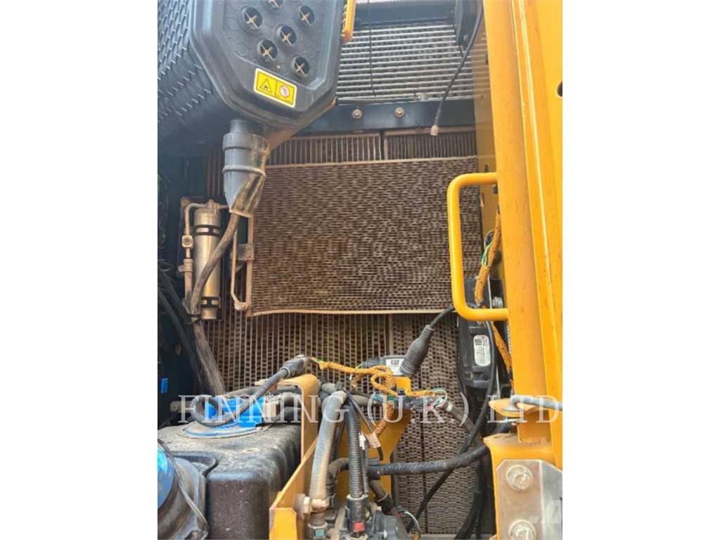 CAT 325 2D Bageri gusjeničari
