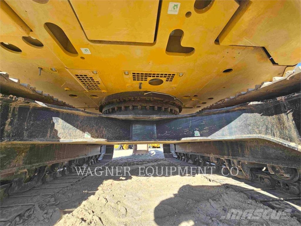 CAT 32507 Bagri goseničarji