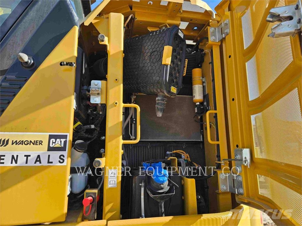 CAT 32507 Bagri goseničarji