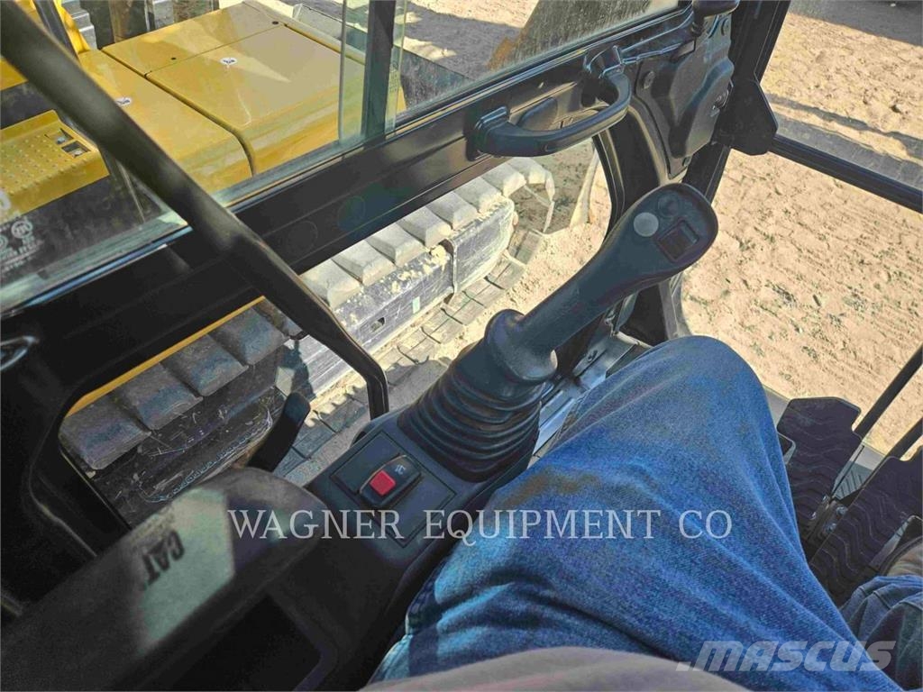 CAT 32507 Rupsgraafmachines