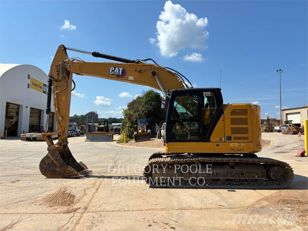 CAT 32507 Escavatori cingolati