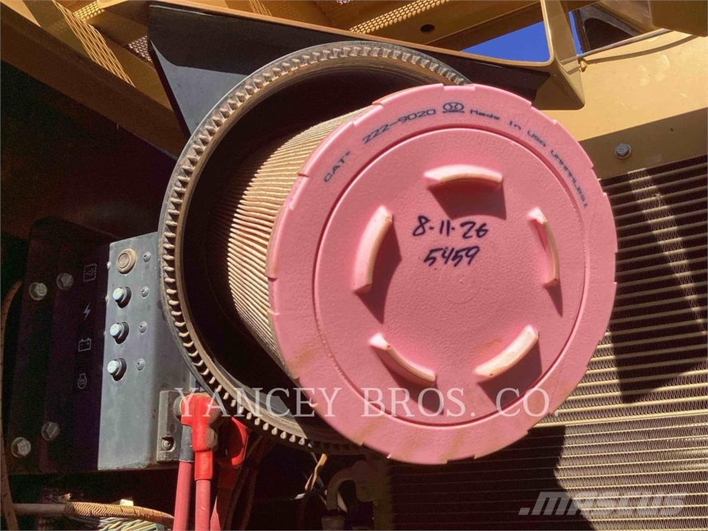 CAT 325F Pelle sur chenilles