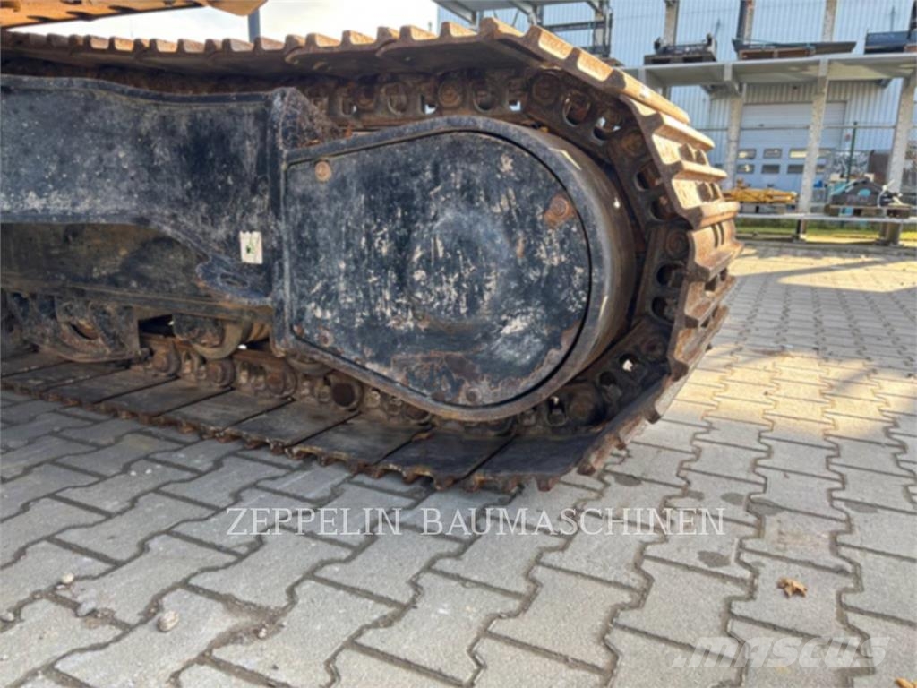 CAT 325FL Bagri goseničarji