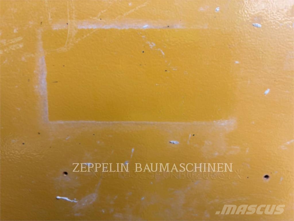 CAT 325FL Bagri goseničarji