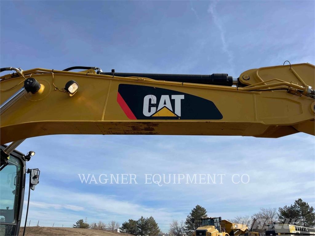 CAT 325FL CR Εκσκαφείς με ερπύστριες