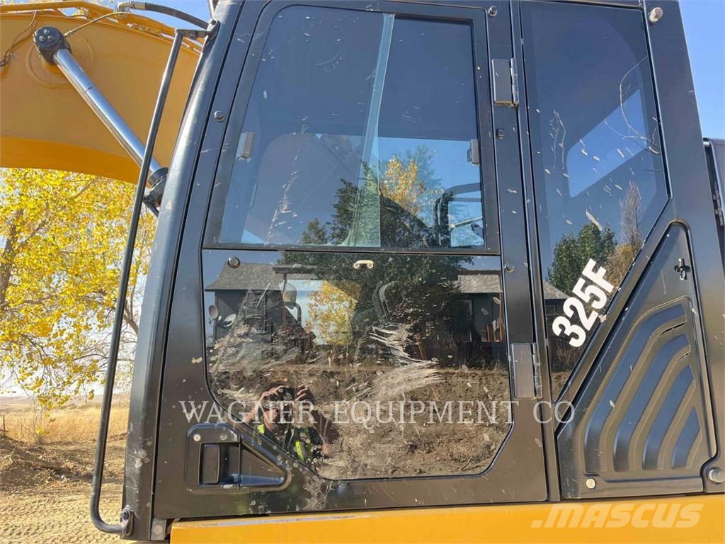CAT 325FL CRTC Escavatori cingolati
