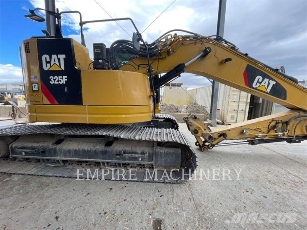 CAT 325FL P Paletli ekskavatörler