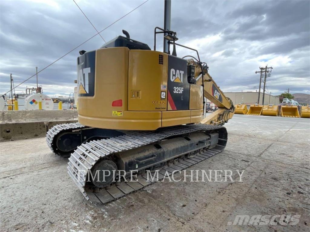 CAT 325FL P Paletli ekskavatörler