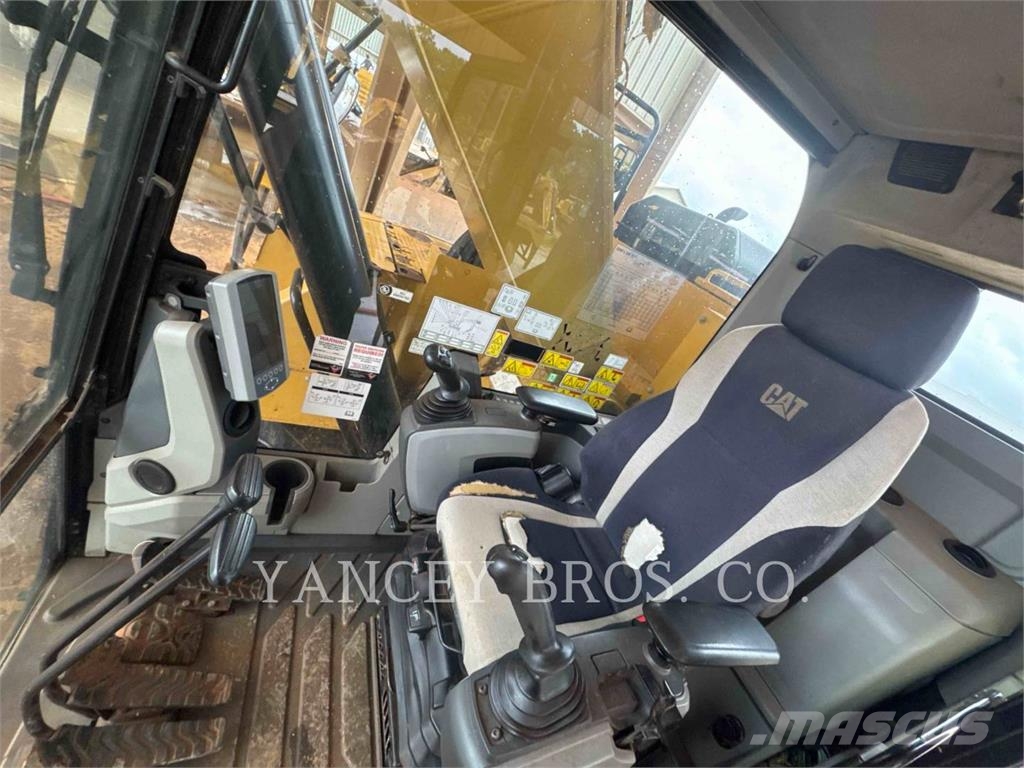 CAT 325FLCR Kāpurķēžu ekskavatori
