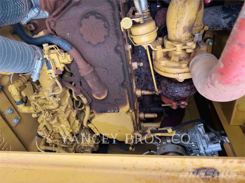 CAT 325FLCR Kāpurķēžu ekskavatori