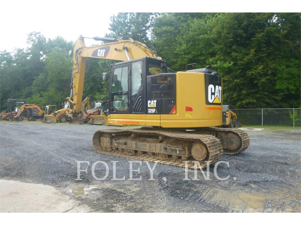 CAT 325FLCR Gravemaskiner på larvebånd