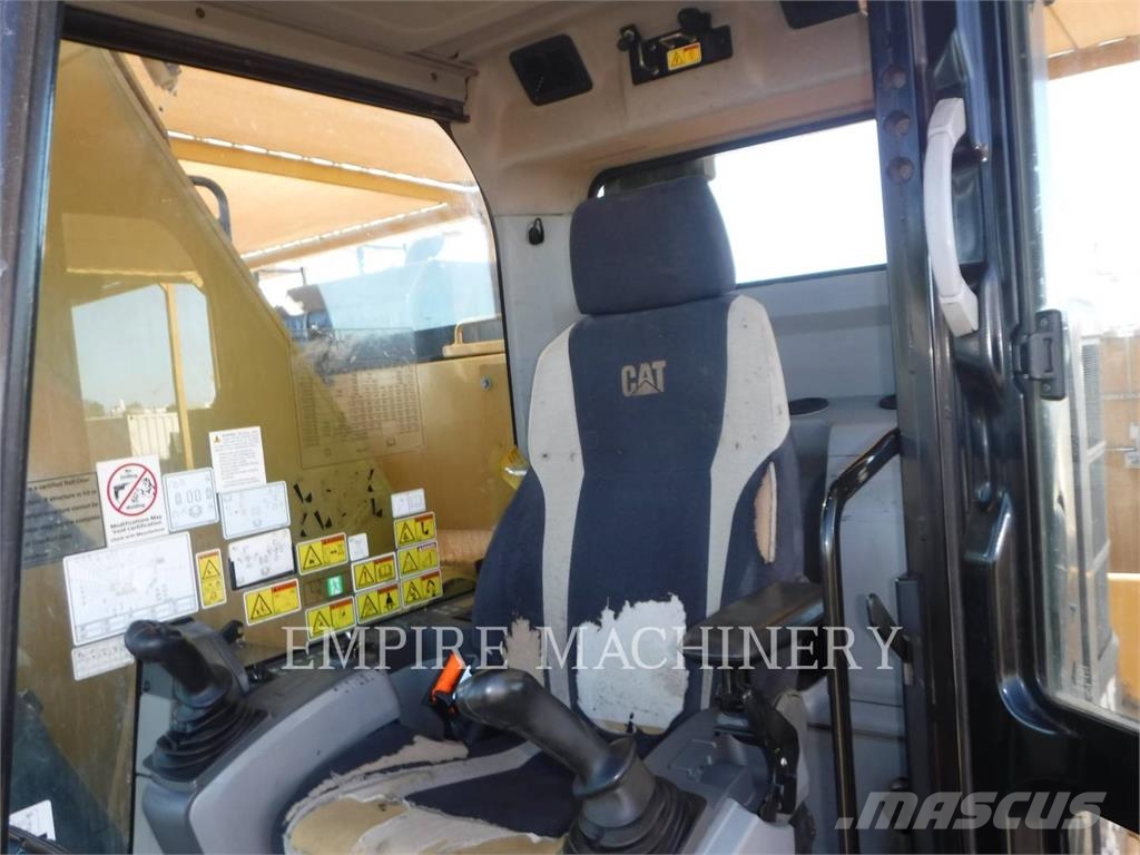 CAT 325FLCR Верижен екскаватор