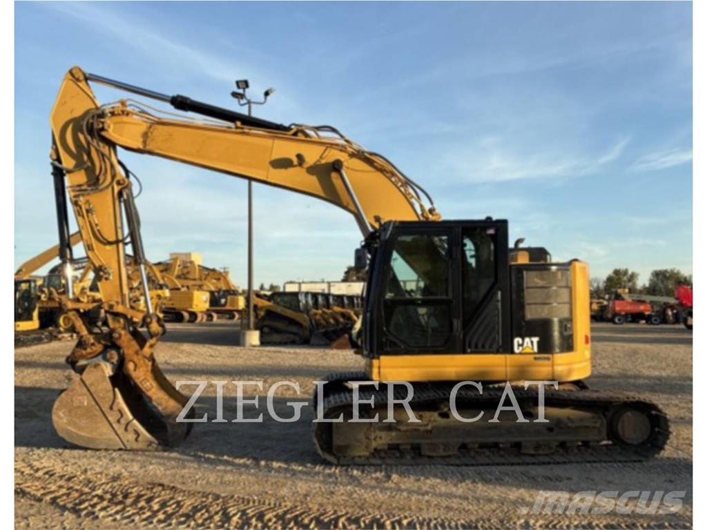 CAT 325FLCR Gravemaskiner på larvebånd