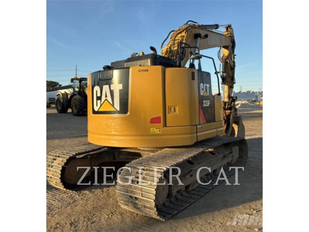 CAT 325FLCR Gravemaskiner på larvebånd