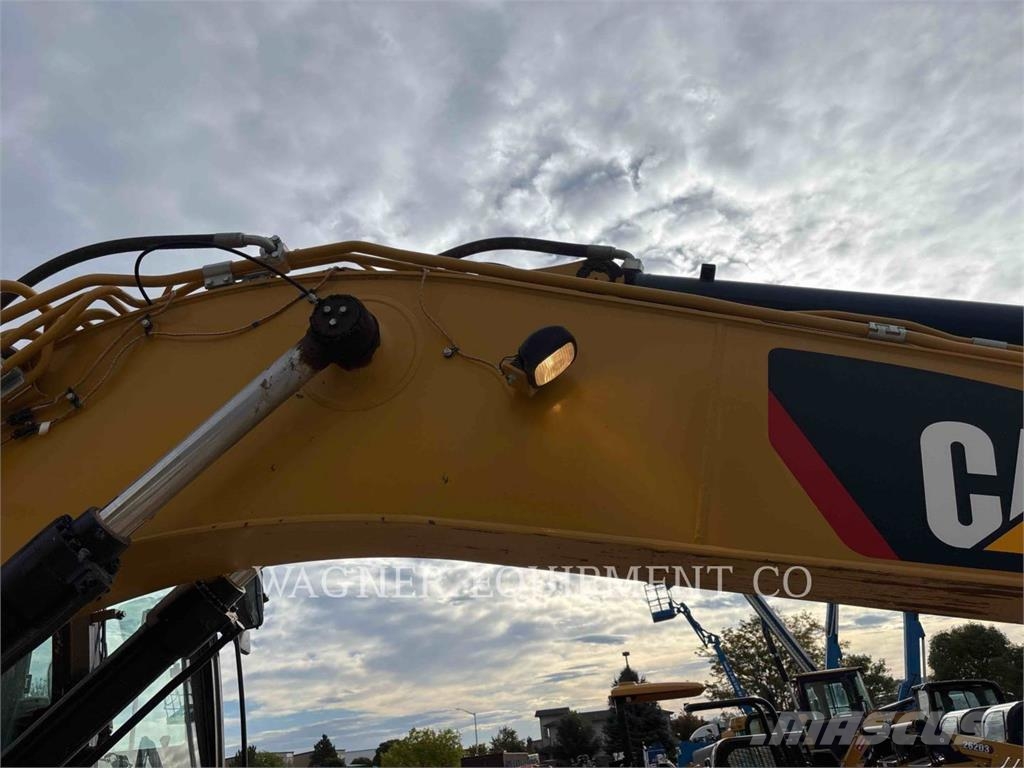CAT 325FLCR Bagri goseničarji