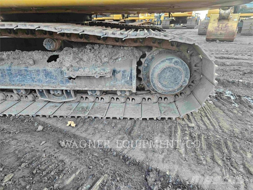 CAT 326 Escavadoras de rastos