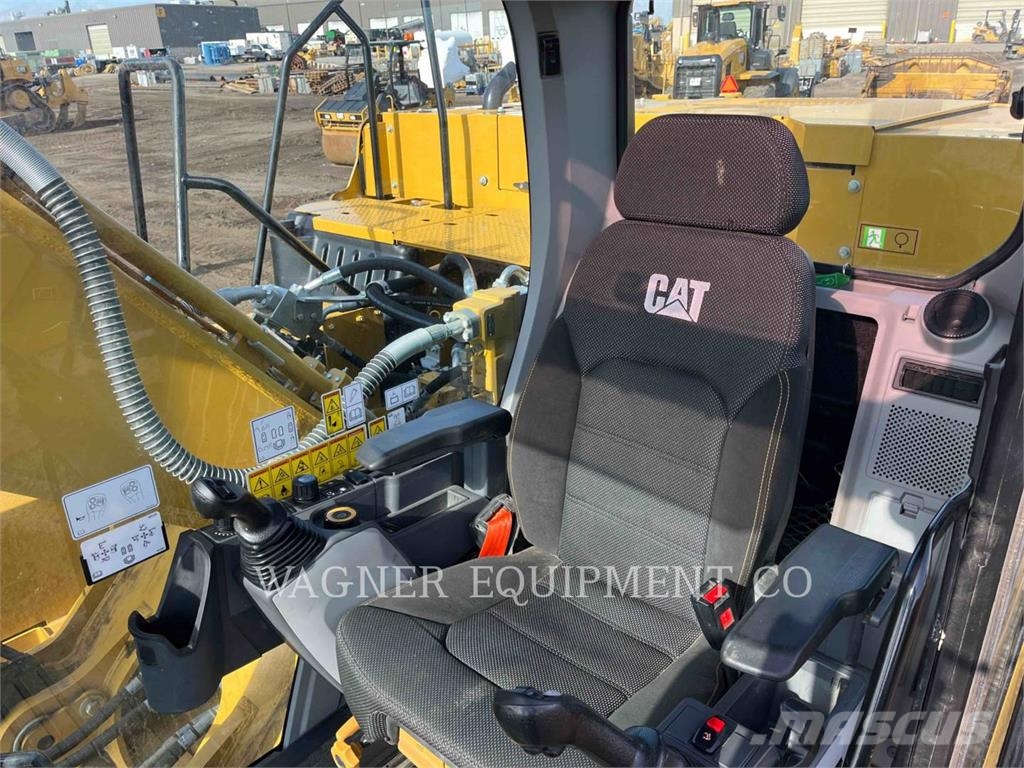 CAT 326 Εκσκαφείς με ερπύστριες