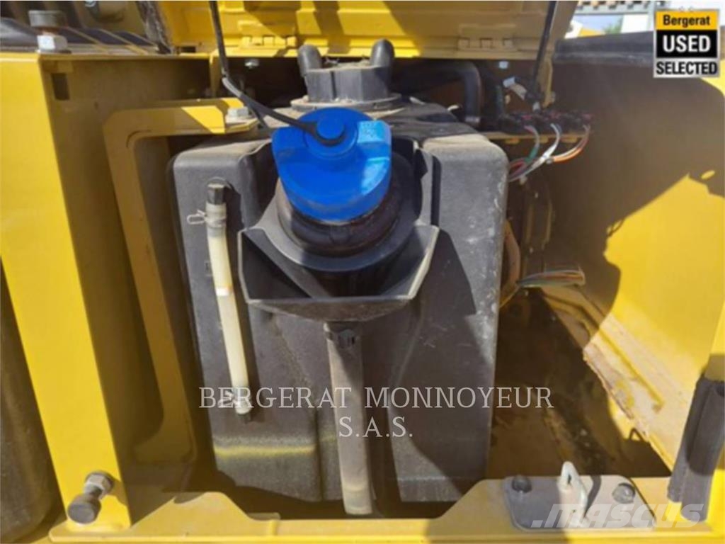 CAT 326 Excavadoras sobre orugas