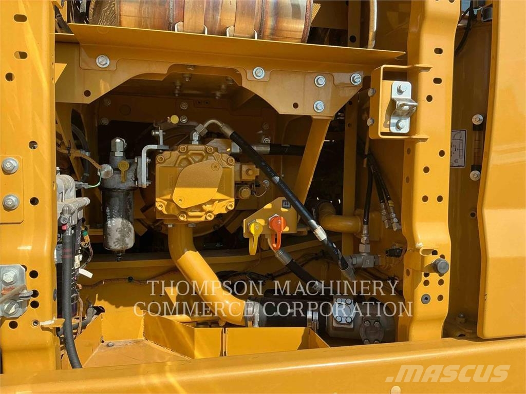 CAT 326 Bagri goseničarji