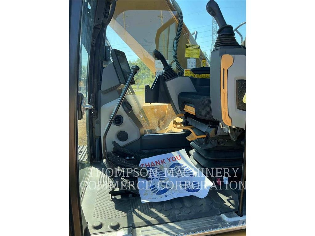 CAT 326 Bagri goseničarji