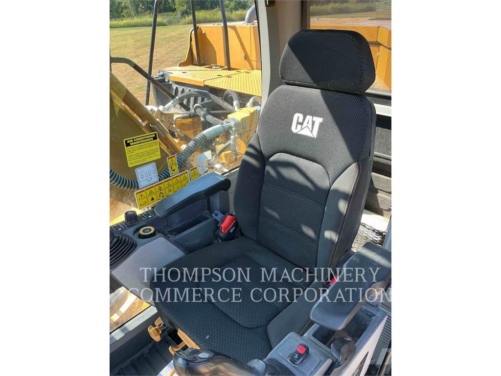 CAT 326 Bagri goseničarji
