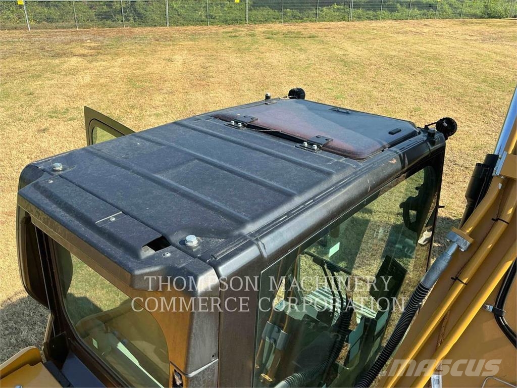CAT 326 Bagri goseničarji