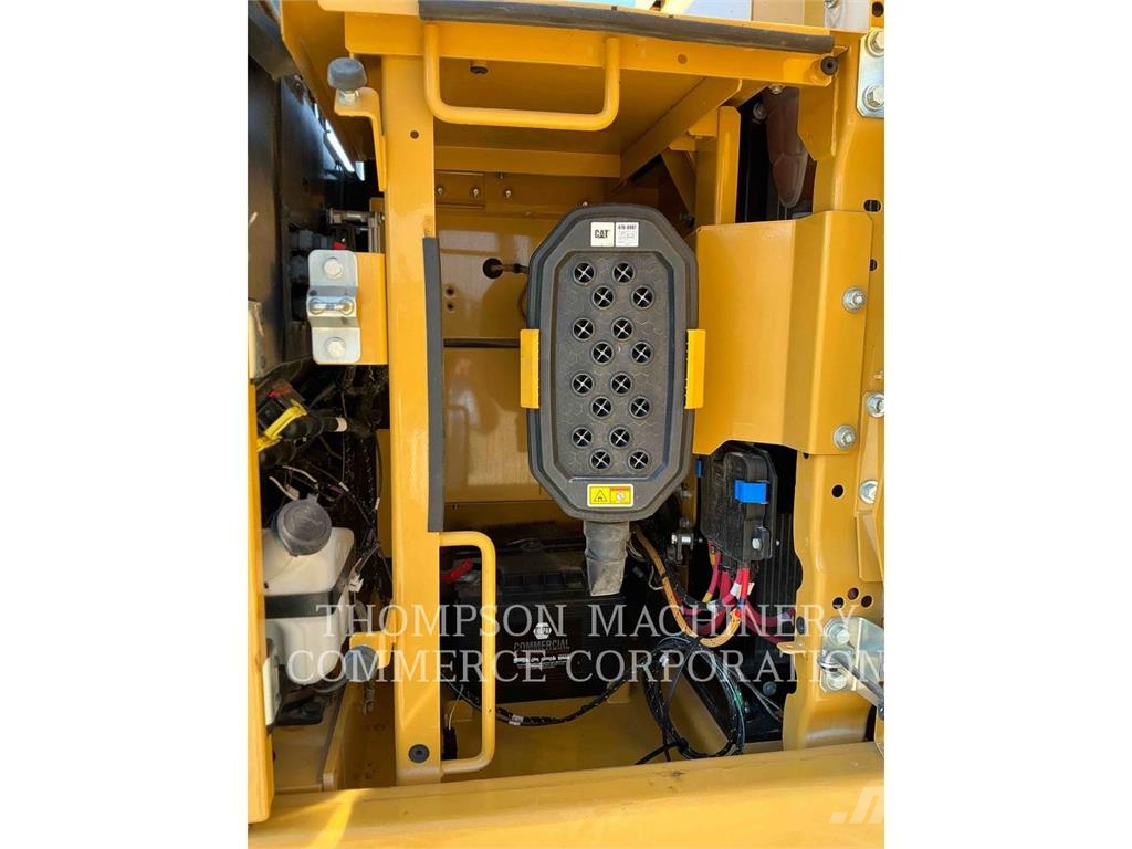 CAT 326 Bagri goseničarji