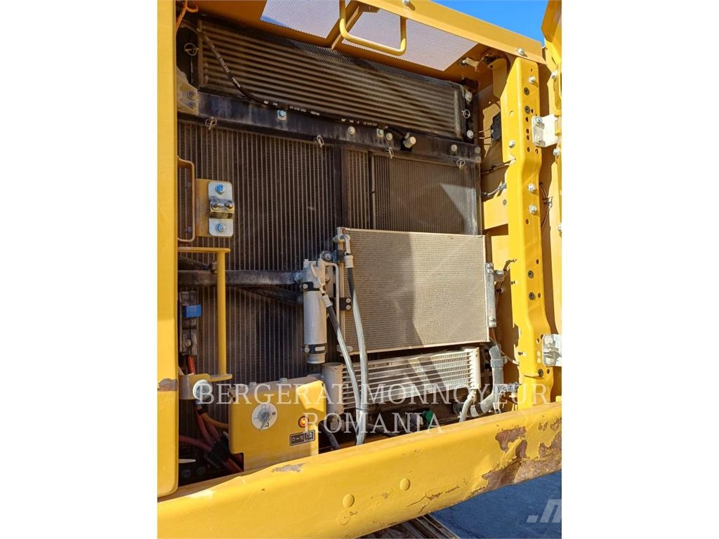 CAT 326-07 Bageri guseničari