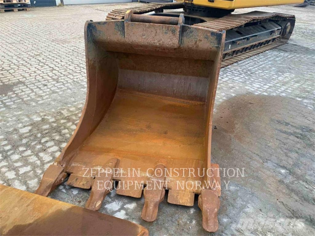 CAT 326-07 Beltegraver